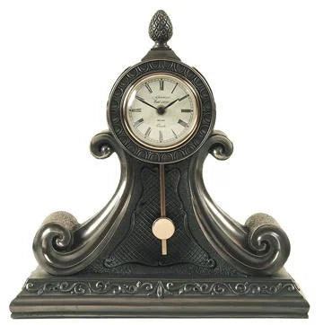 Pedule Clock Met Messing Slinger